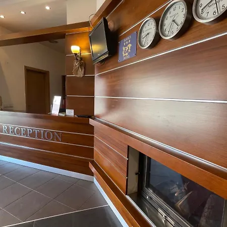 Hotel Adeona Wellness By Asteri 4*